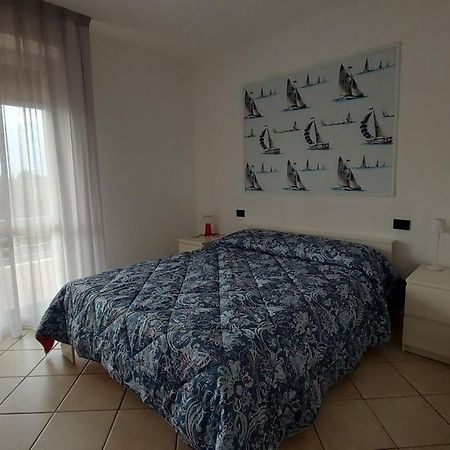 Appartamento Santa Costanza Con Piscina San Vincenzo Exterior photo